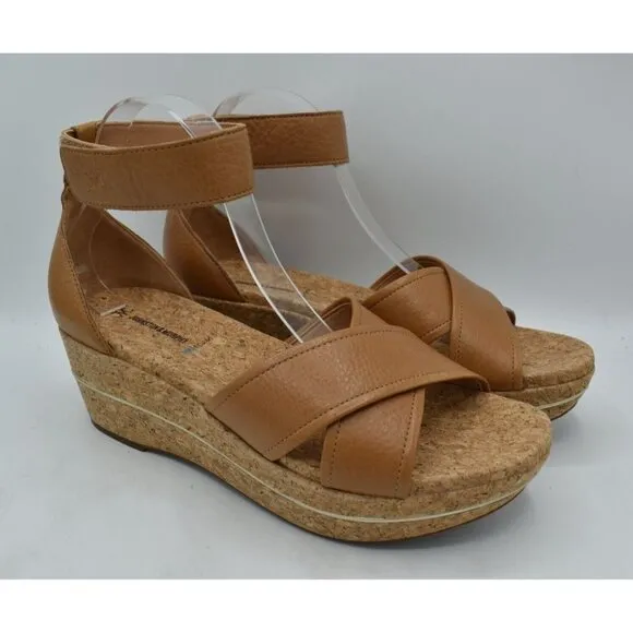 Johnston &amp; Murphy Womens Size 9.5 Gigi Cross Band Tan Leather Platform Sandals