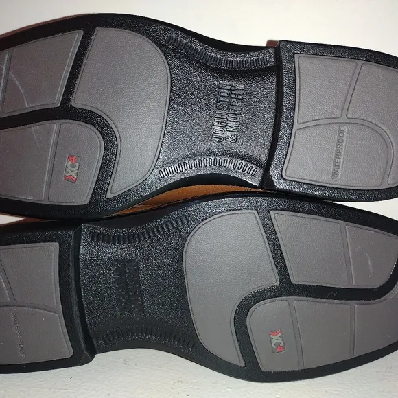 Johnston Murphy men's leather shoes  brand new size 10,