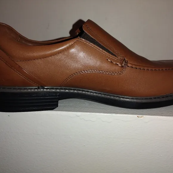 Johnston Murphy men's leather shoes  brand new size 10,
