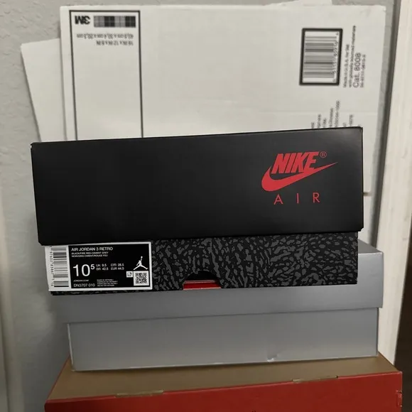 Jordan 3 black cement 2024 Size 10.5