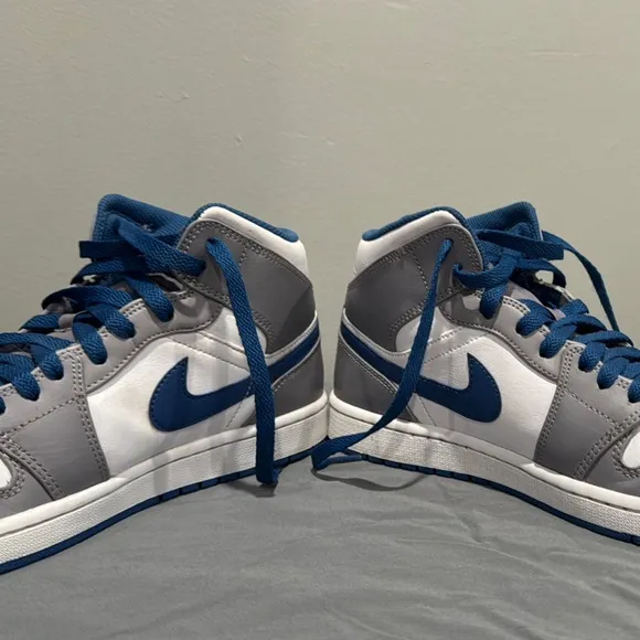 Jordan Athletic Shoes - Blue, Gray, and White