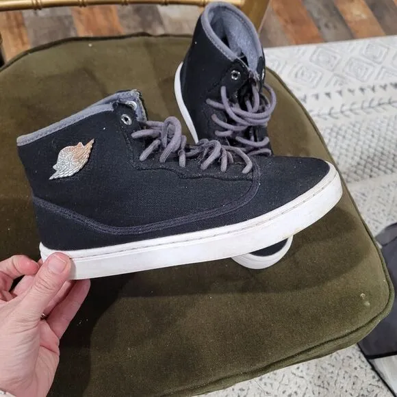 Jordan Jasmine Black High Top Sneaker Youth Sz 4Y Blk/White 768927 010