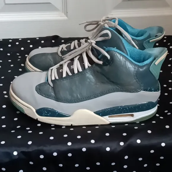 Jordan Men's Gray and Blue Dub Zero Preowned Mens Size 8