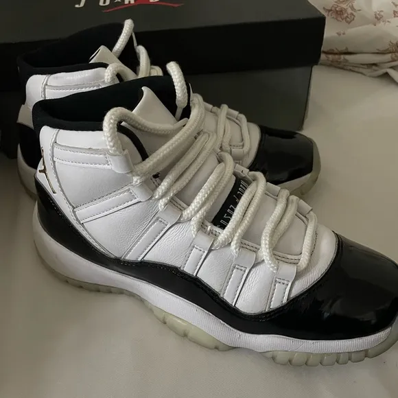 Jordan Women's Shoes in Black and White