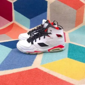Jordan Flight Club 91 GS White Infrared Sneakers Size 4 Y