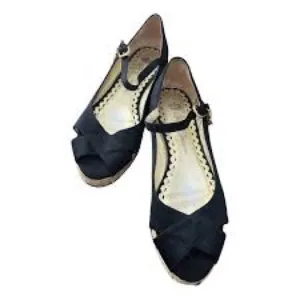 Juicy Couture Black Espadrille Sandals Size 8.5