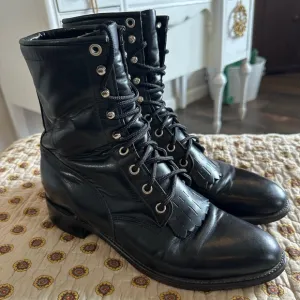 Justin Black Lace-Up Leather Boots size 8 men’s 9.5 women’s