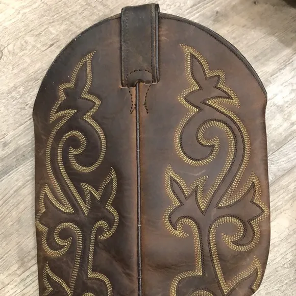 Justin Buck in Brown Boots