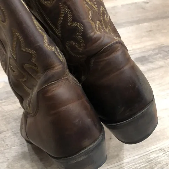 Justin Buck in Brown Boots