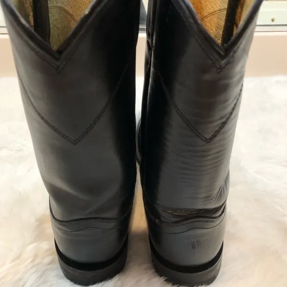 Justin Men Leather Boots Style #3133 size 9