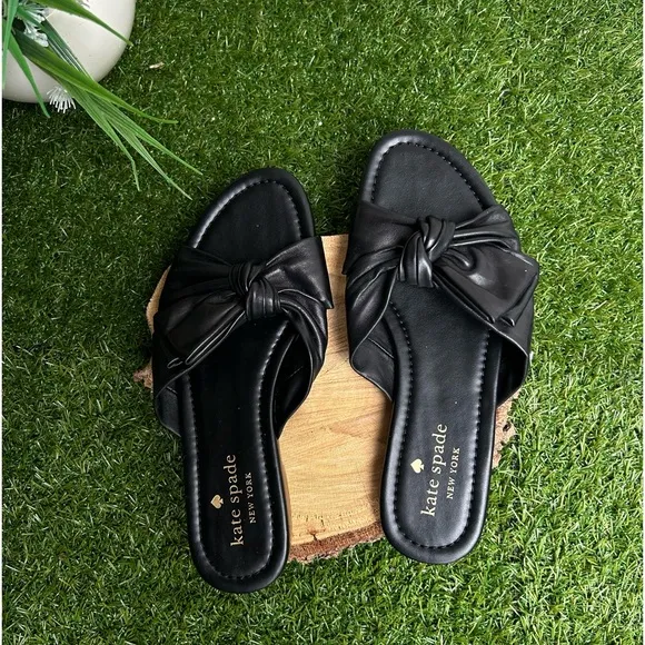 KATE SPADE Black Leather bow sandals size 6 new