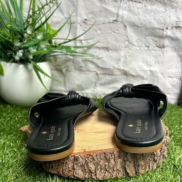 KATE SPADE Black Leather bow sandals size 6 new