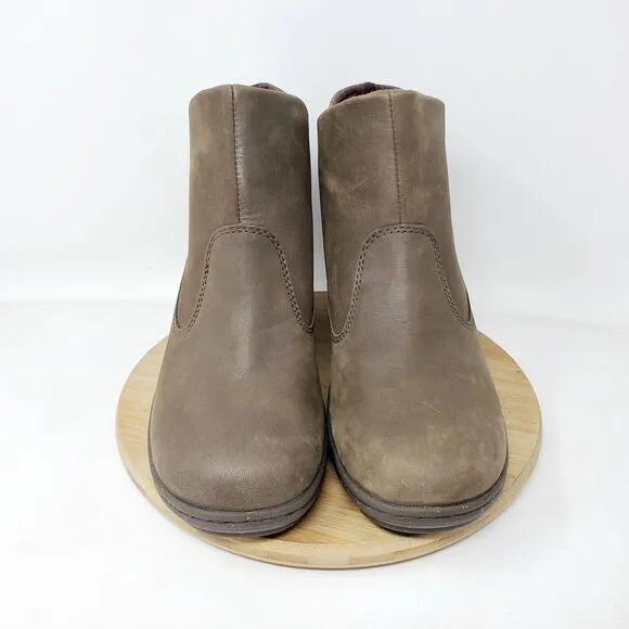KEEN Akita Ankle Boots Womens 9.5 Brown Leather Wedge Lug Bootie Shoes