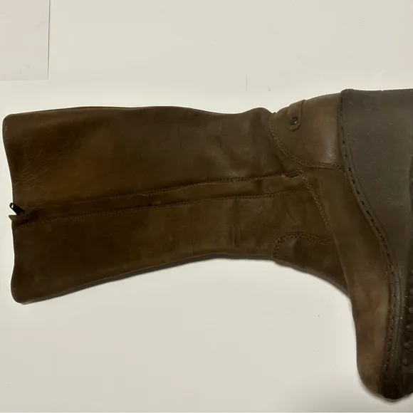 KEEN AKITA Knee High Wedge Boots Brown Suede Womens Size 7.5‎