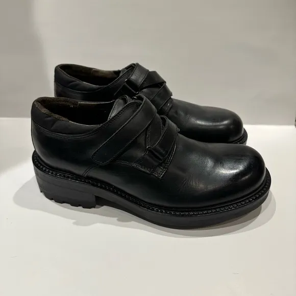 Kenneth Cole Men's Italian Leather Chunky Derby shoes
