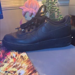 Kids Black Nike Sneakers Airforce 1