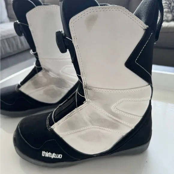 Kids Boa Snowbording boots size 6