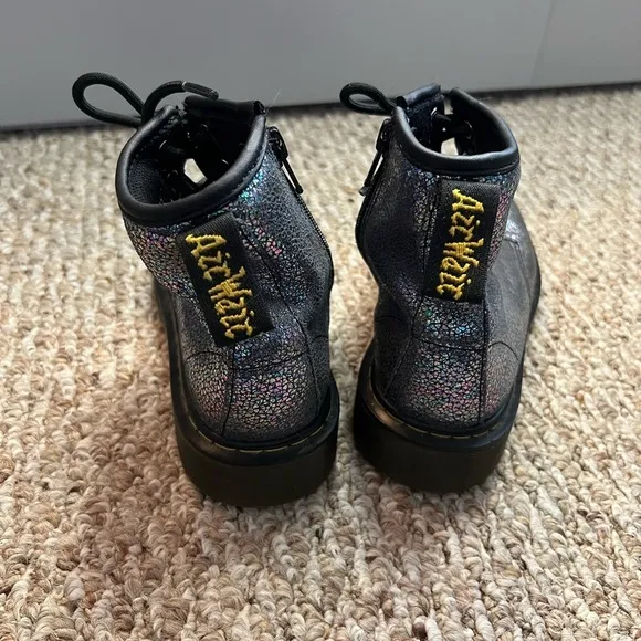 Kids dr martens delaney boots
