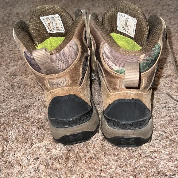 Kids hunting boots