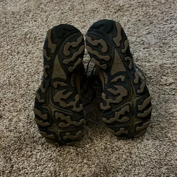 Kids hunting boots