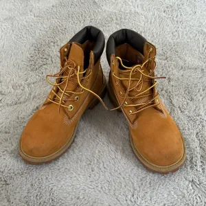Kids Tan Timberland Boots - 3.5Y