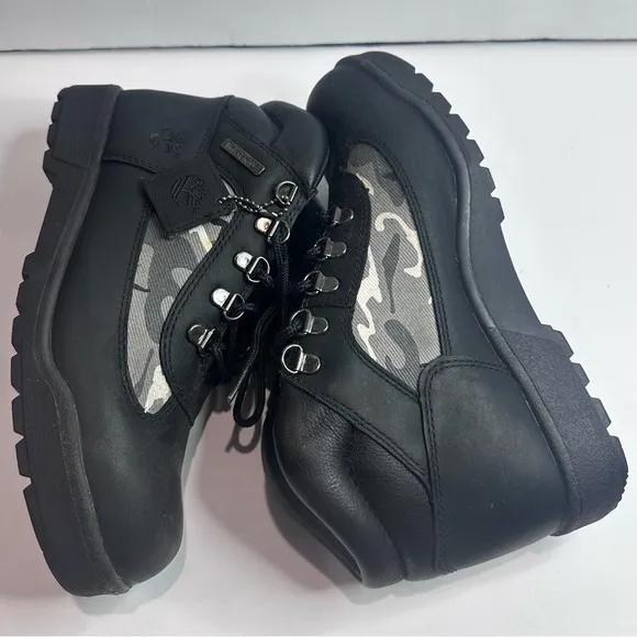 Kids Timberland Black Camouflage Shoes sz.7y
