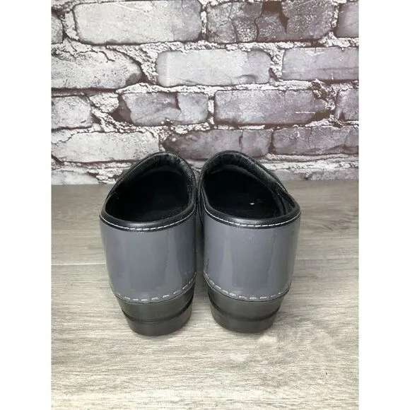 KOI by SANITA STEEL GRAY PATENT LEATHER CLOGS SHOES Women Sz 40EU/9.5M US