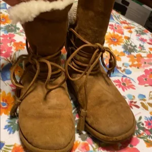Kookaburra boots