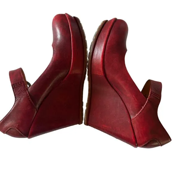 Kork-Ease Shoes Women's Red  Leather Mary Jane Chunky Heel Sz 8.5
