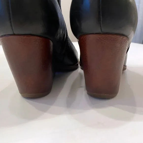 Kork-Ease Women's Black‎ Leather Wedge Wedges Booties US Size 10 M