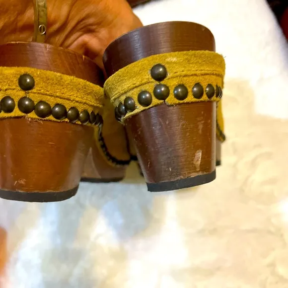 KORS Michael Kors,‎ size 8, clog style shoes