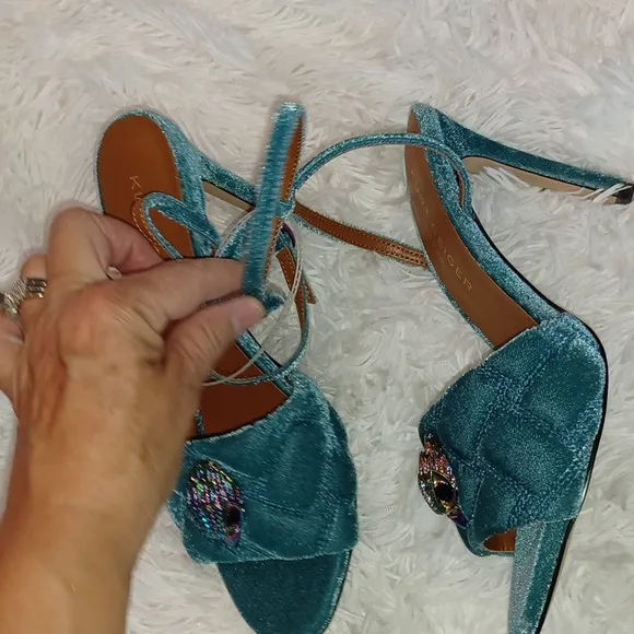Kurt Geiger Kensington London Rainbow Eagle Teal Quilted Stylish High Heels NEW