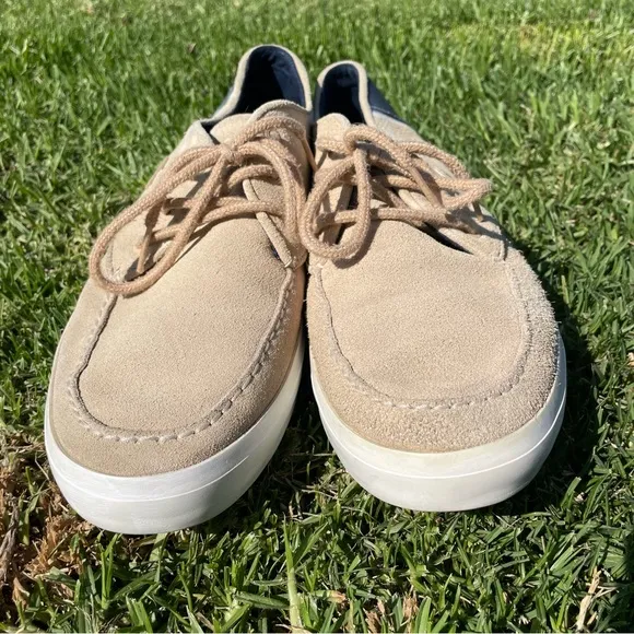 Lacoste Men’s Sevrin Genuine Suede Lace-Up Sneaker Shoes Size 10.5 (US) Beige