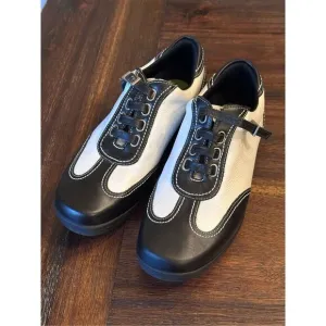 Ladies Tehama leather golf shoes