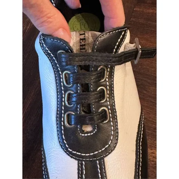 Ladies Tehama leather golf shoes