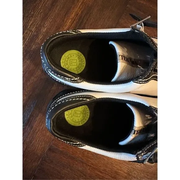 Ladies Tehama leather golf shoes