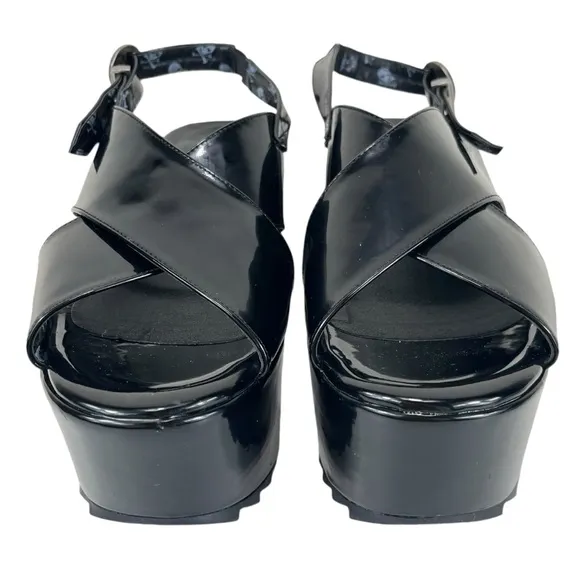 Lamoda‎ | Women 10 | Black Shiny Serenity Chunky Platform Sandals