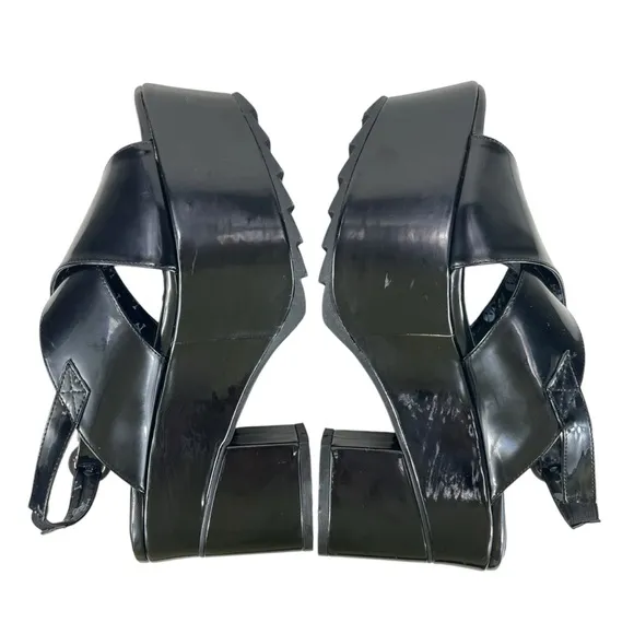Lamoda‎ | Women 10 | Black Shiny Serenity Chunky Platform Sandals