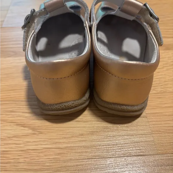 “L’Amour” leather shoes size 8 in EUC