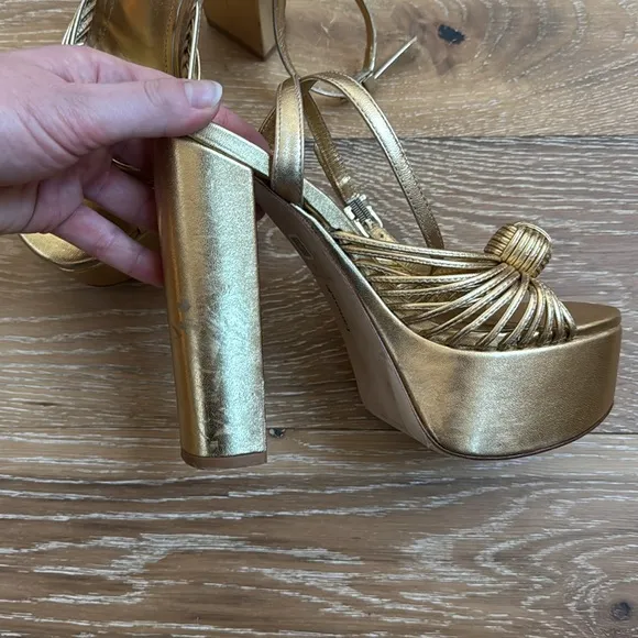 Larroudé Valerie Platform Sandal In Gold Metallic Leather, size 6