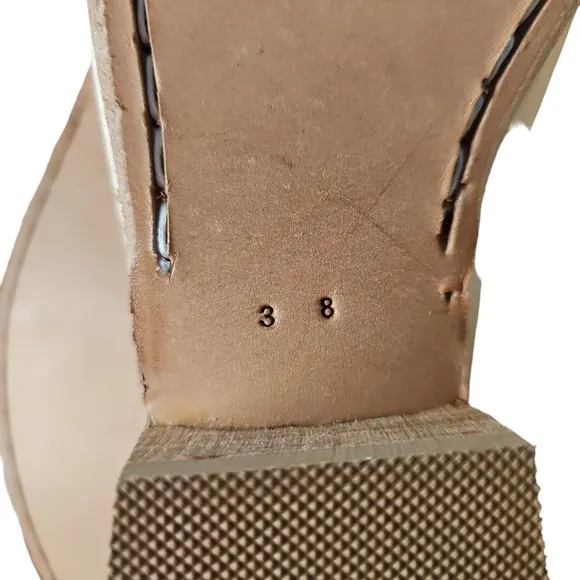 Lauren Brinkers Desi Boot Size 38/7.5-8  B1359