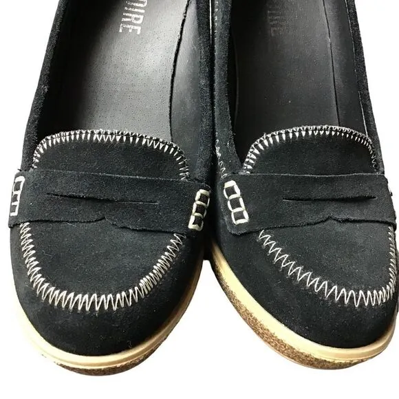 La Victoire Neala Suede Loafer Wedge Shoes