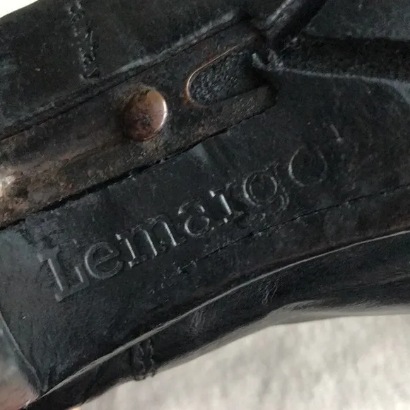 LeMarge booties Sz 41 black leather upper and sole. Quality leather construction