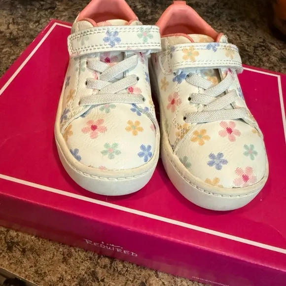 Lightly used toddler girl all 7C shoe haul 11 pairs including Ugg boots