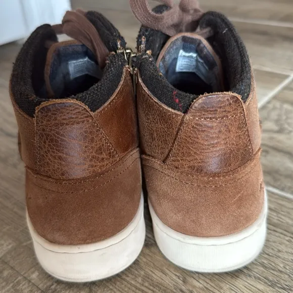 Like new! {Rodd &amp; Gunn} Men's Sussex High Street Leather High-Top Sneakers