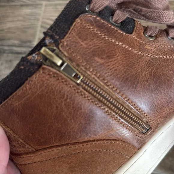 Like new! {Rodd &amp; Gunn} Men's Sussex High Street Leather High-Top Sneakers