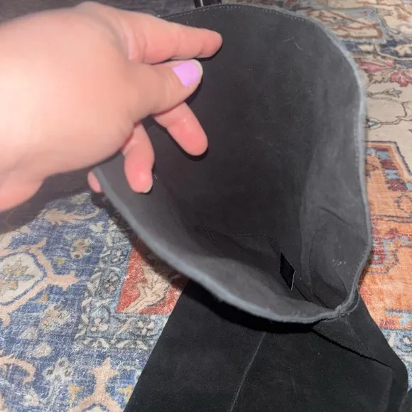 Like new Vince Camuto size 9M Black Knee-High Women's Boots