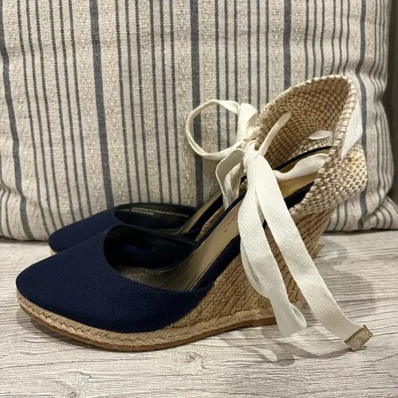 LILLY PULITZER Kate Espadrille Wedge Sandals - Size 6.5 - Navy - Summer Shoes