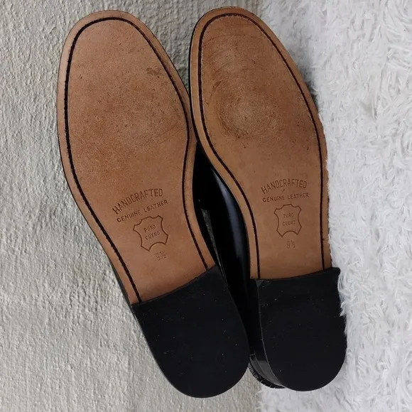 L.L Bean Black Patent Leather Upper Almond Toe Slip On Penny Loafer Style Shoe