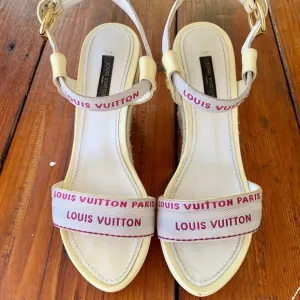 Louis vuitton paris wedge shoes nude red size 36